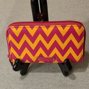 Vera Bradley Ziggy Zags Accordian Wallet